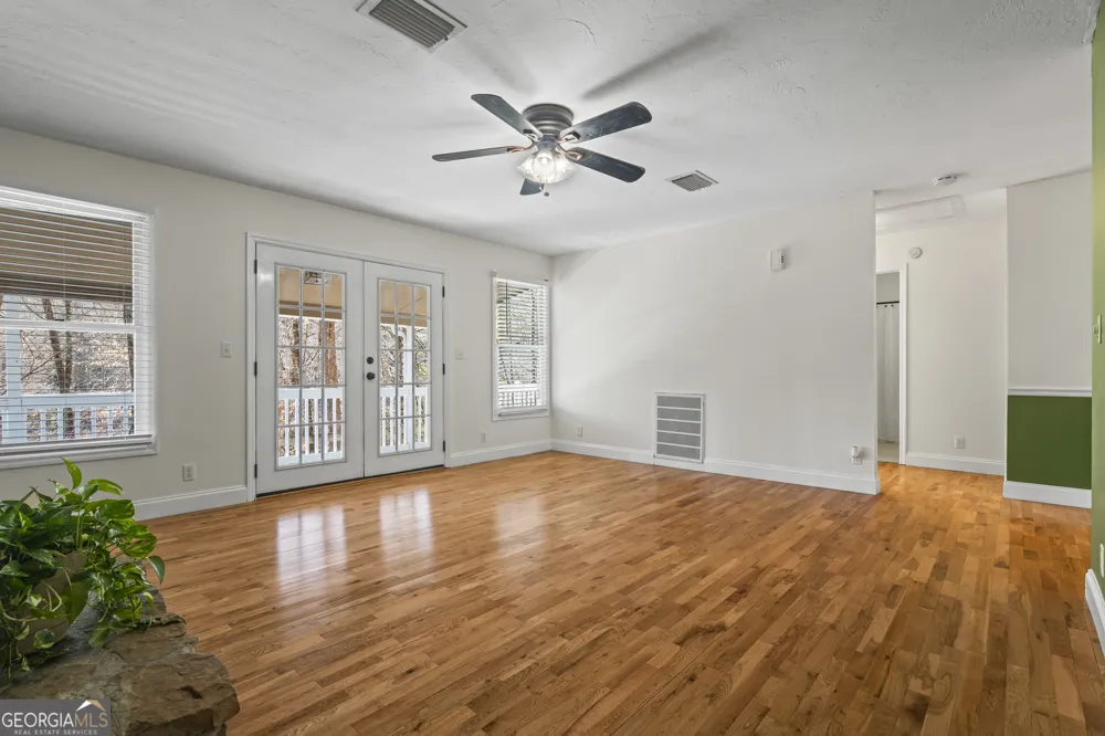 1131 Joe Davis RD Tiger, GA 30576