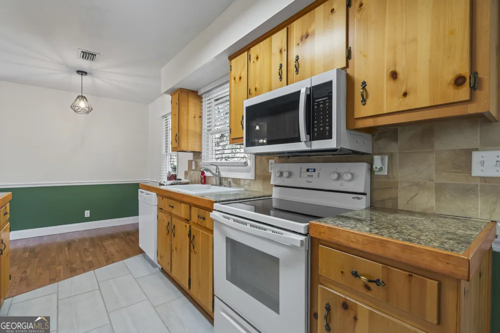 1131 Joe Davis RD Tiger, GA 30576