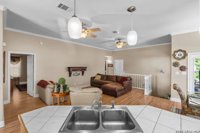 3900 Apache Circle Kingsland, TX 78639