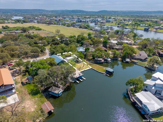 313 Watkins PT Kingsland, TX 78639