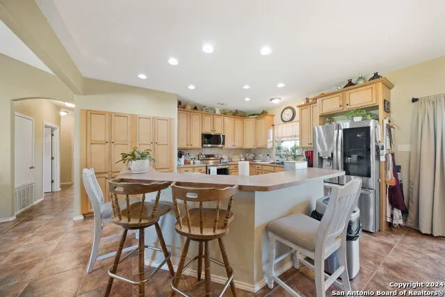 313 YORKTOWN Pleasanton, TX 78064