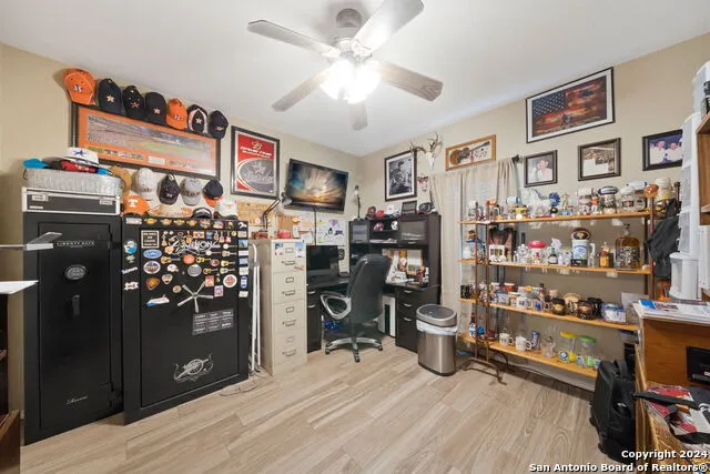 313 YORKTOWN Pleasanton, TX 78064