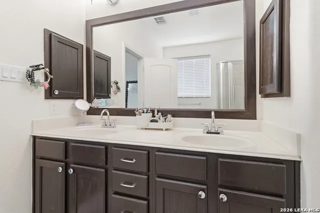 23435 WOODLAWN RDG San Antonio, TX 78259