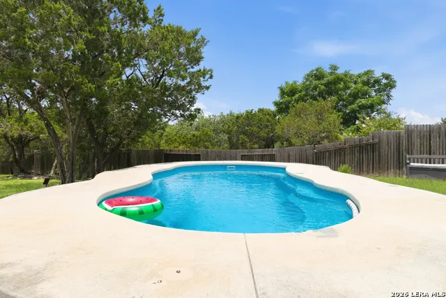 23435 WOODLAWN RDG San Antonio, TX 78259