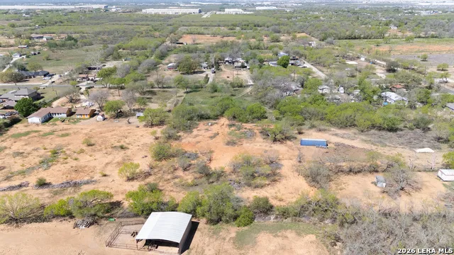 7476 real China Grove, TX 78263