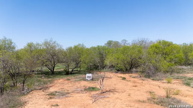 7476 real China Grove, TX 78263