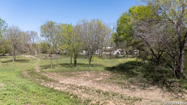 7468 Real China Grove, TX 78263