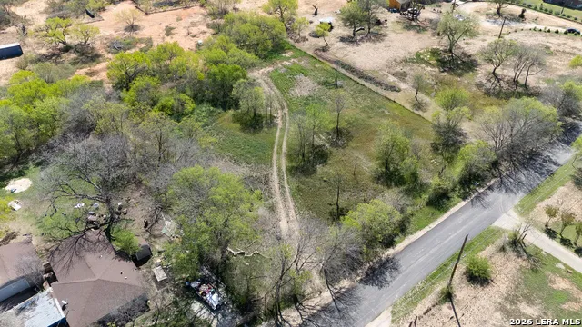 7468 Real China Grove, TX 78263