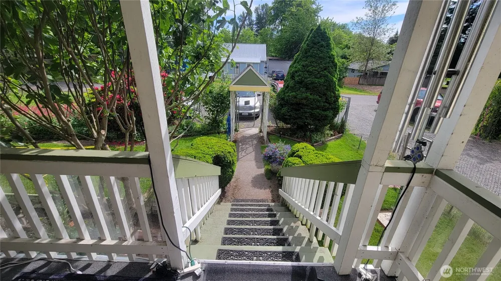 9411 356th Street S McKenna, WA 98558