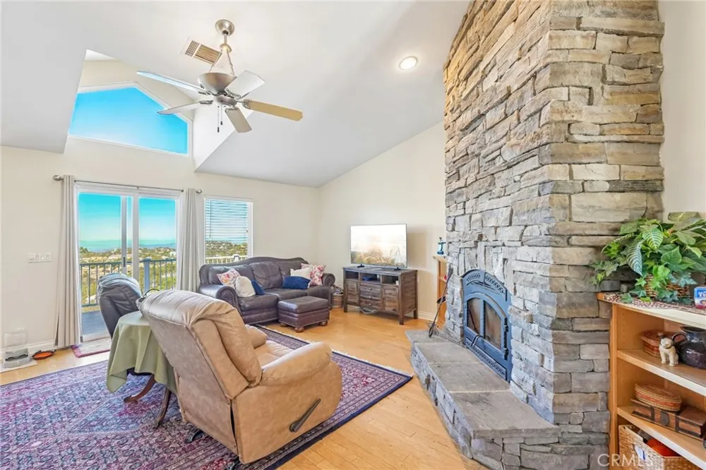 41577 Rolling Hills Aguanga, CA 92536