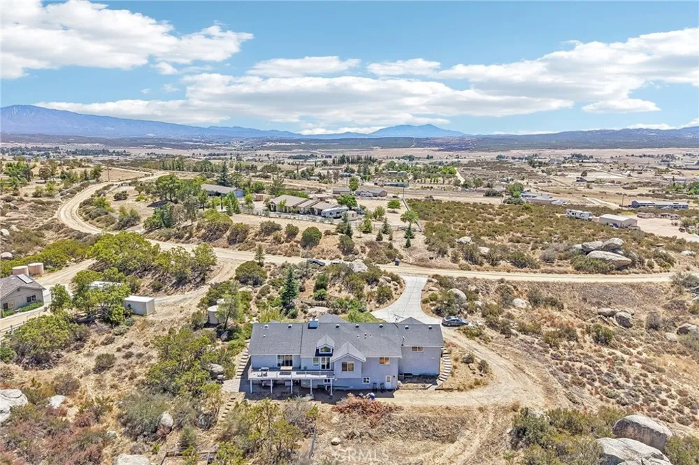 41577 Rolling Hills Aguanga, CA 92536