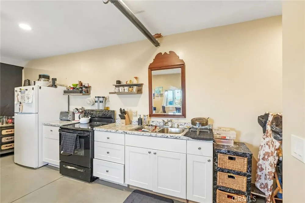 41577 Rolling Hills Aguanga, CA 92536