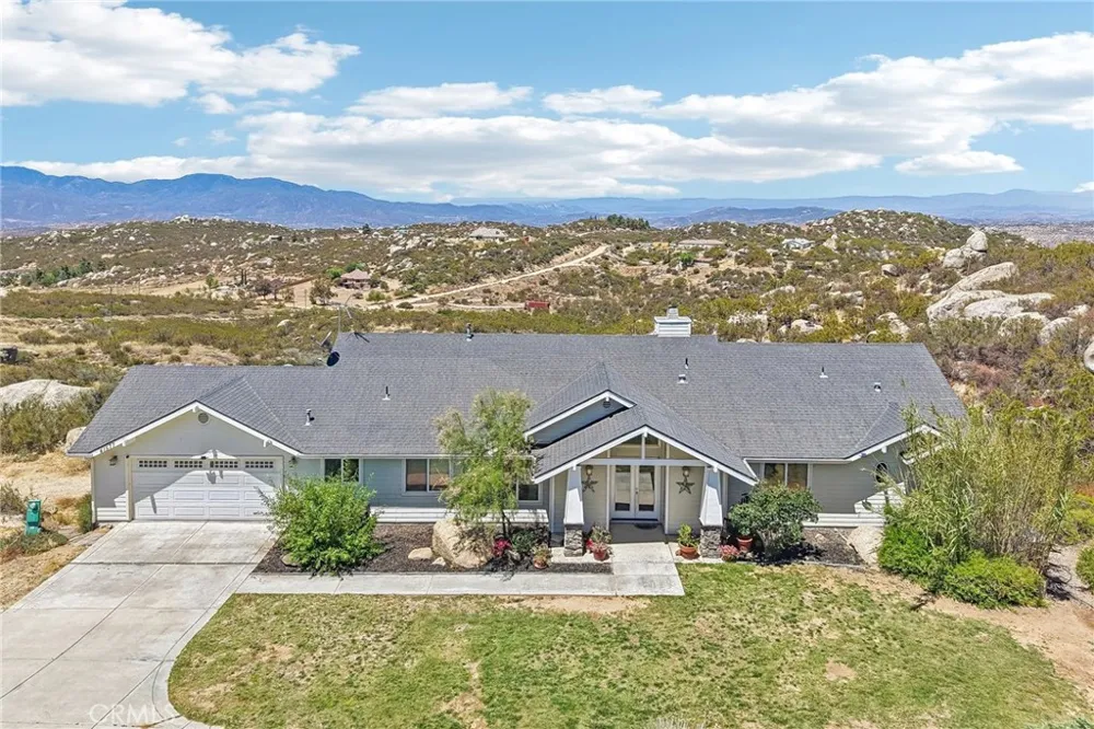 41577 Rolling Hills Aguanga, CA 92536
