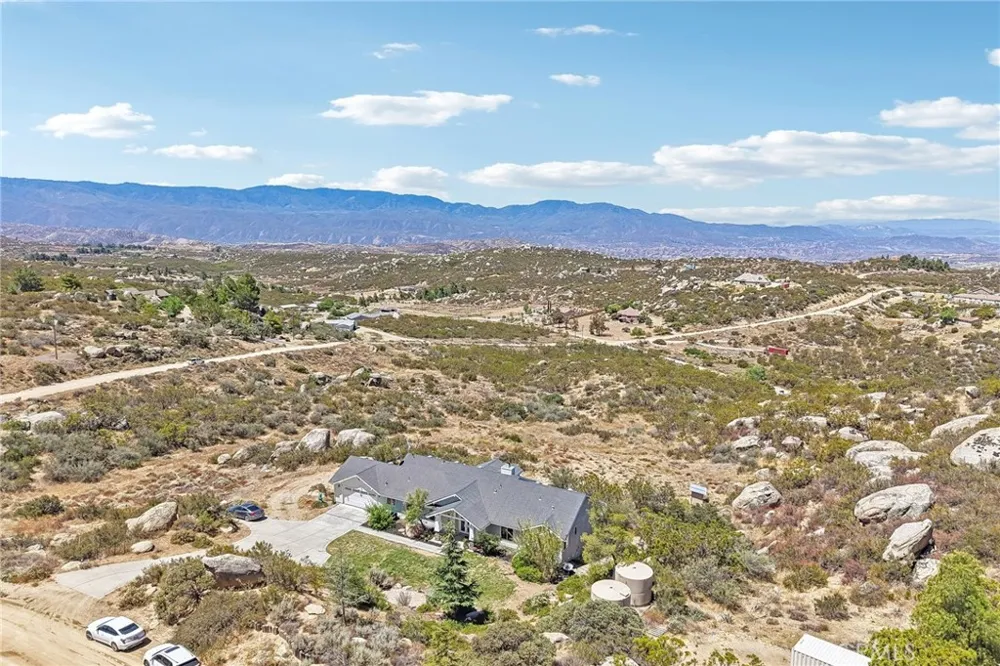 41577 Rolling Hills Aguanga, CA 92536