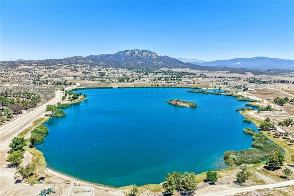 41577 Rolling Hills Aguanga, CA 92536