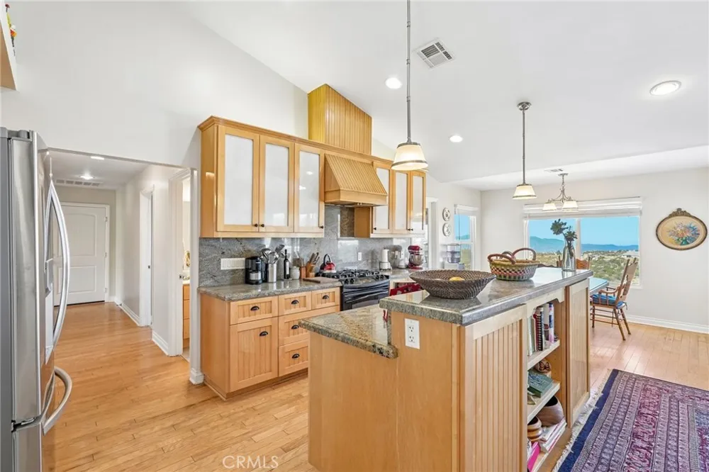 41577 Rolling Hills Aguanga, CA 92536