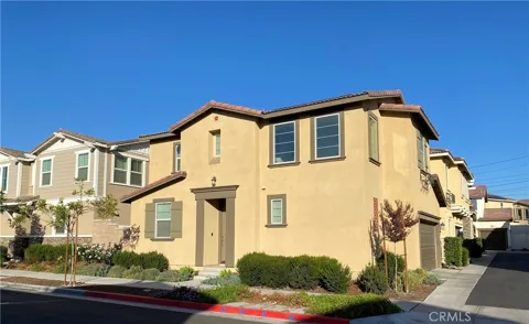 5946 Sendero Avenue
