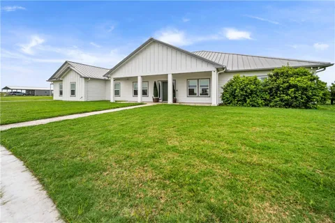 14646 County Road 756