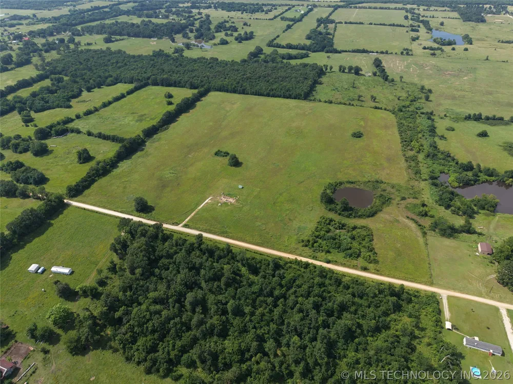 1673 Rock Creek Road Bokchito, OK 74726