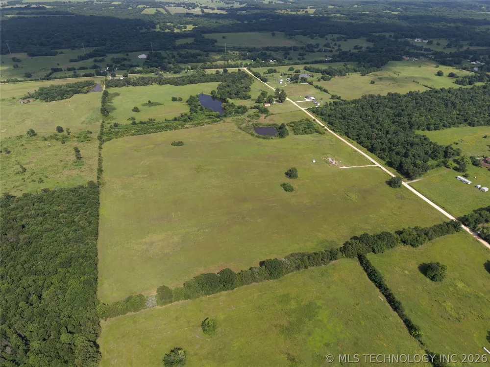 1673 Rock Creek Road Bokchito, OK 74726
