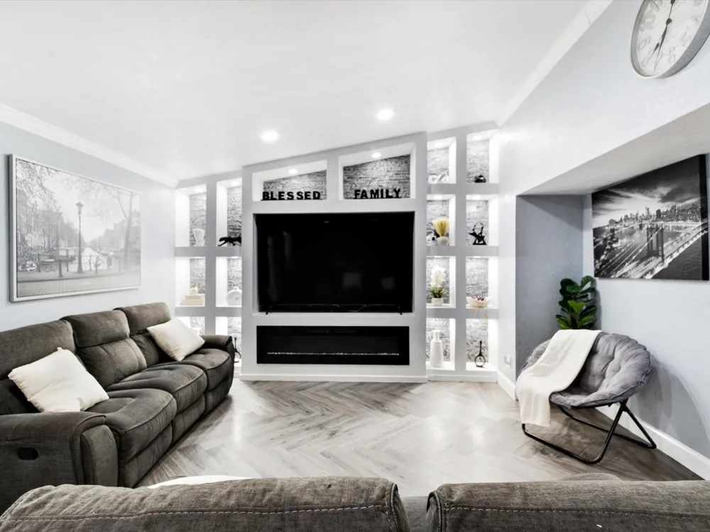 7232 Long Canyon Trail Dallas, TX 75249