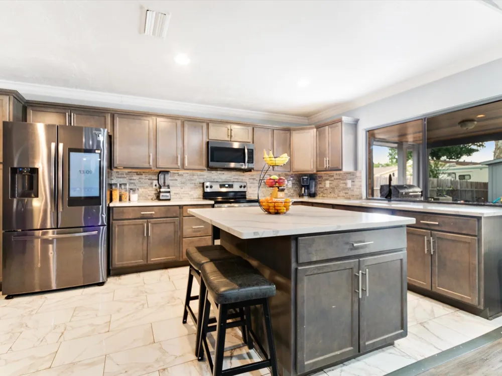 7232 Long Canyon Trail Dallas, TX 75249