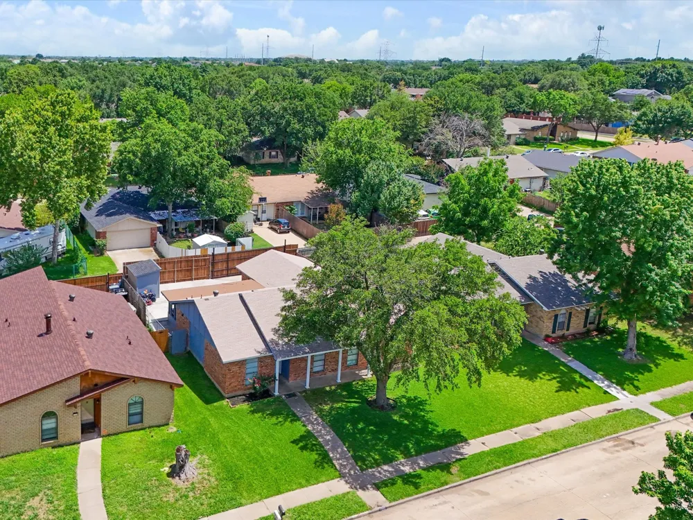 7232 Long Canyon Trail Dallas, TX 75249