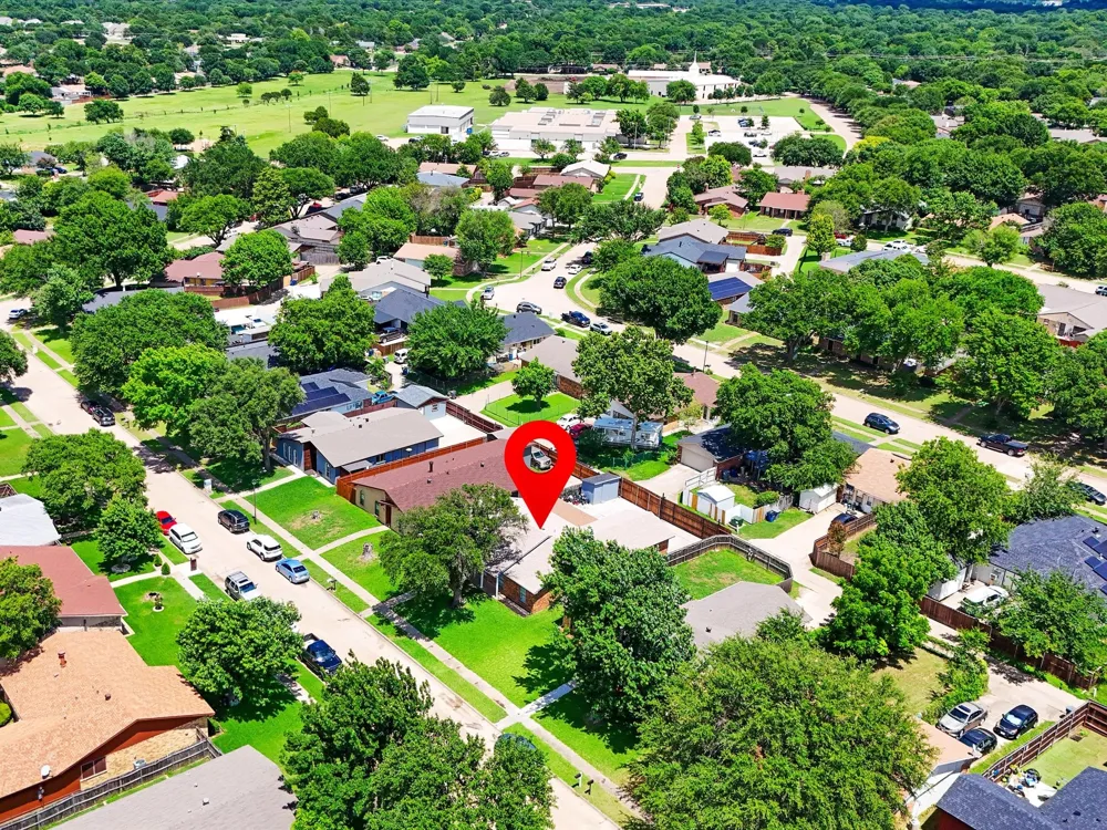 7232 Long Canyon Trail Dallas, TX 75249