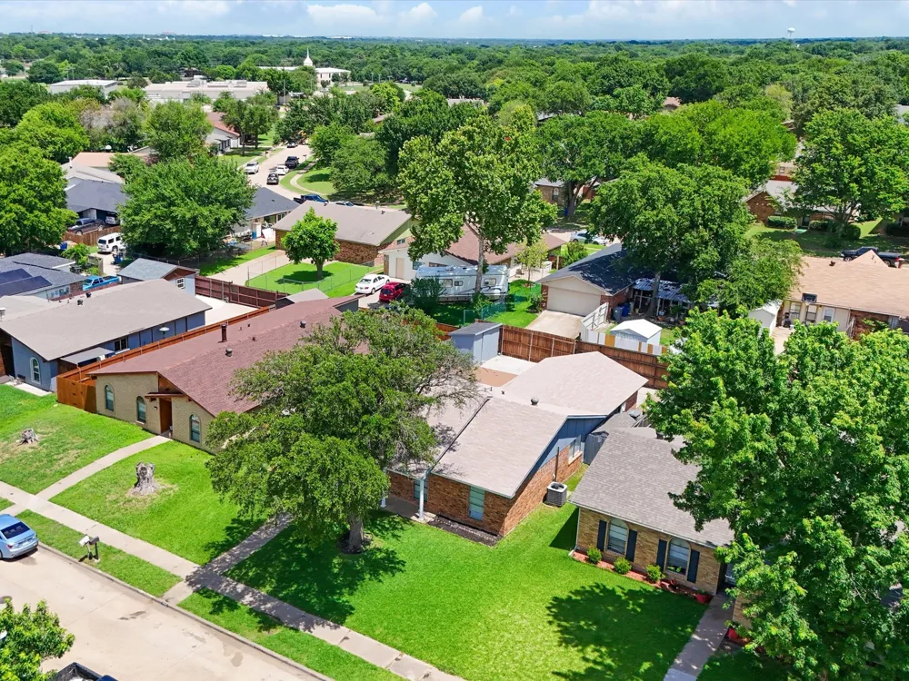 7232 Long Canyon Trail Dallas, TX 75249