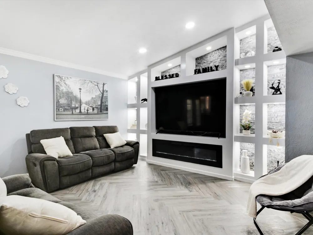 7232 Long Canyon Trail Dallas, TX 75249
