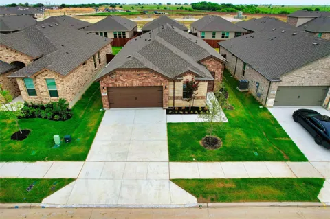 2228 Dyre Drive