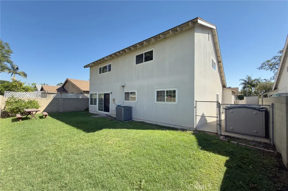 19209 Sheryl Avenue Cerritos, CA 90703