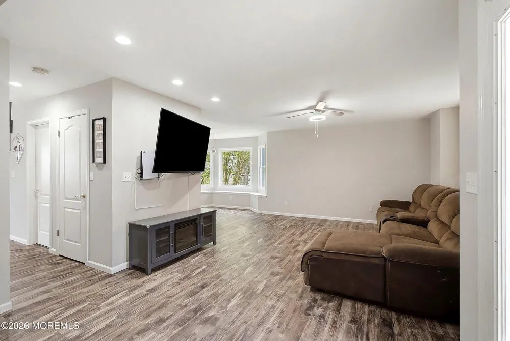 257 Nautilus Drive Manahawkin, NJ 08050