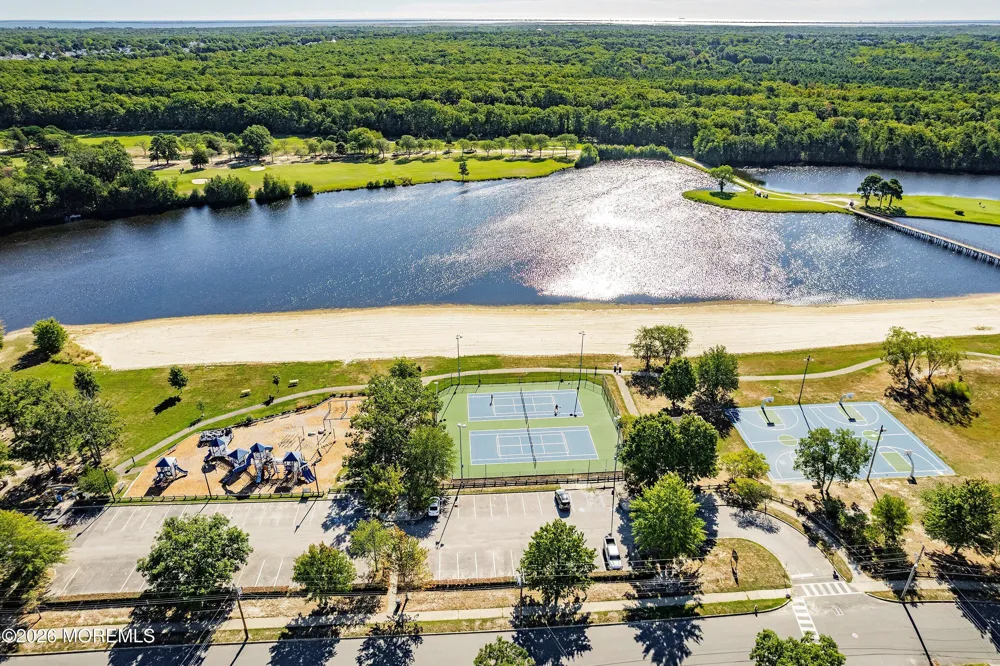 257 Nautilus Drive Manahawkin, NJ 08050