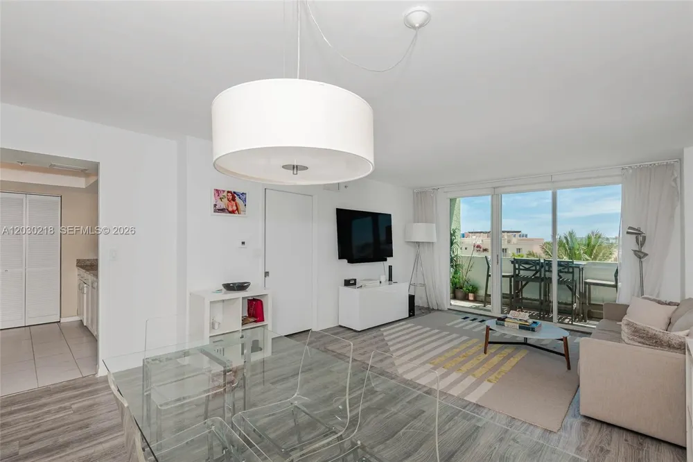 90 Alton Rd #607 Miami Beach, FL 33139