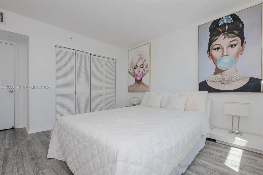 90 Alton Rd #607 Miami Beach, FL 33139