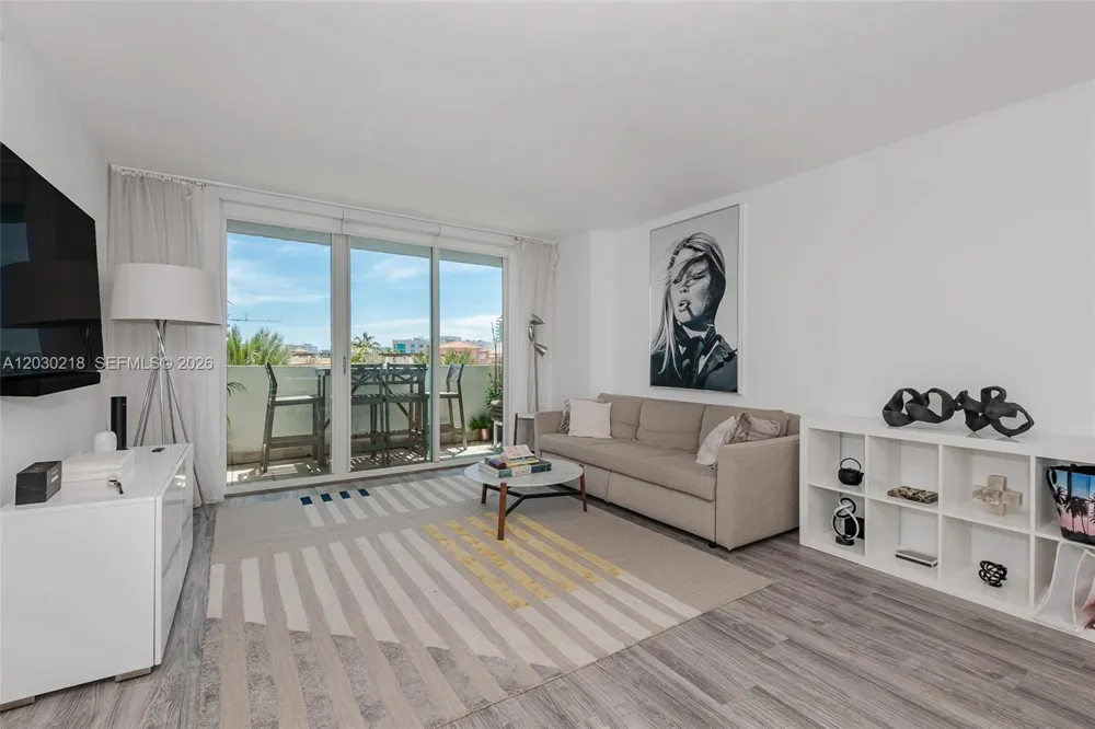 90 Alton Rd #607 Miami Beach, FL 33139