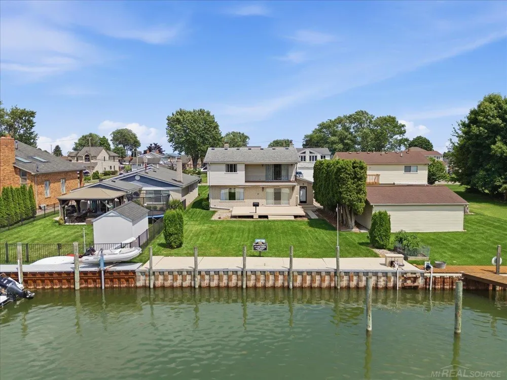 39375 E. Archer Street Harrison Charter Township, MI 48045