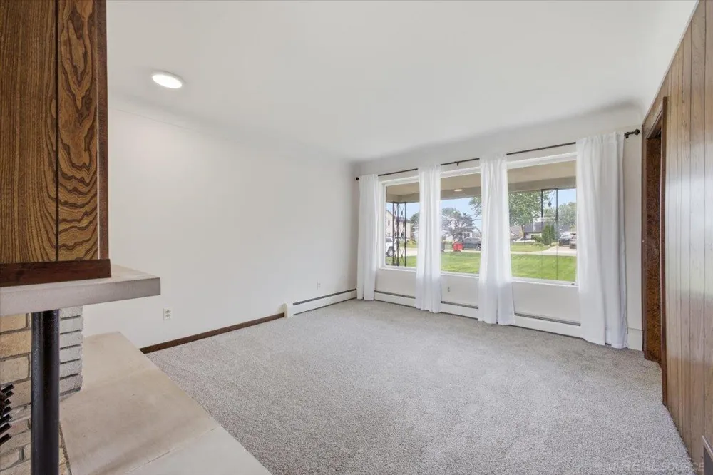 39375 E. Archer Street Harrison Charter Township, MI 48045