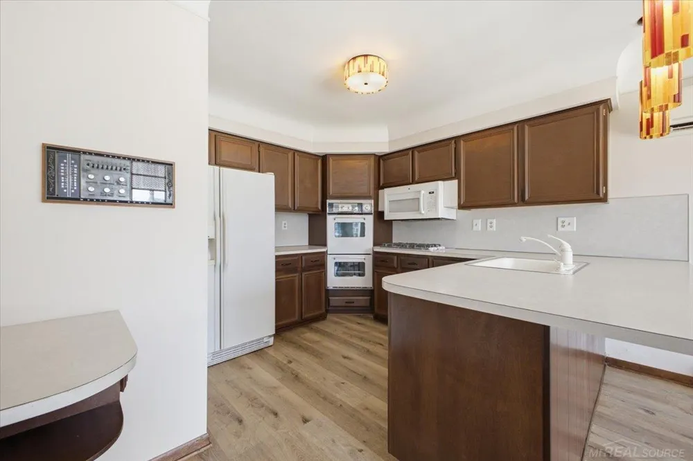 39375 E. Archer Street Harrison Charter Township, MI 48045