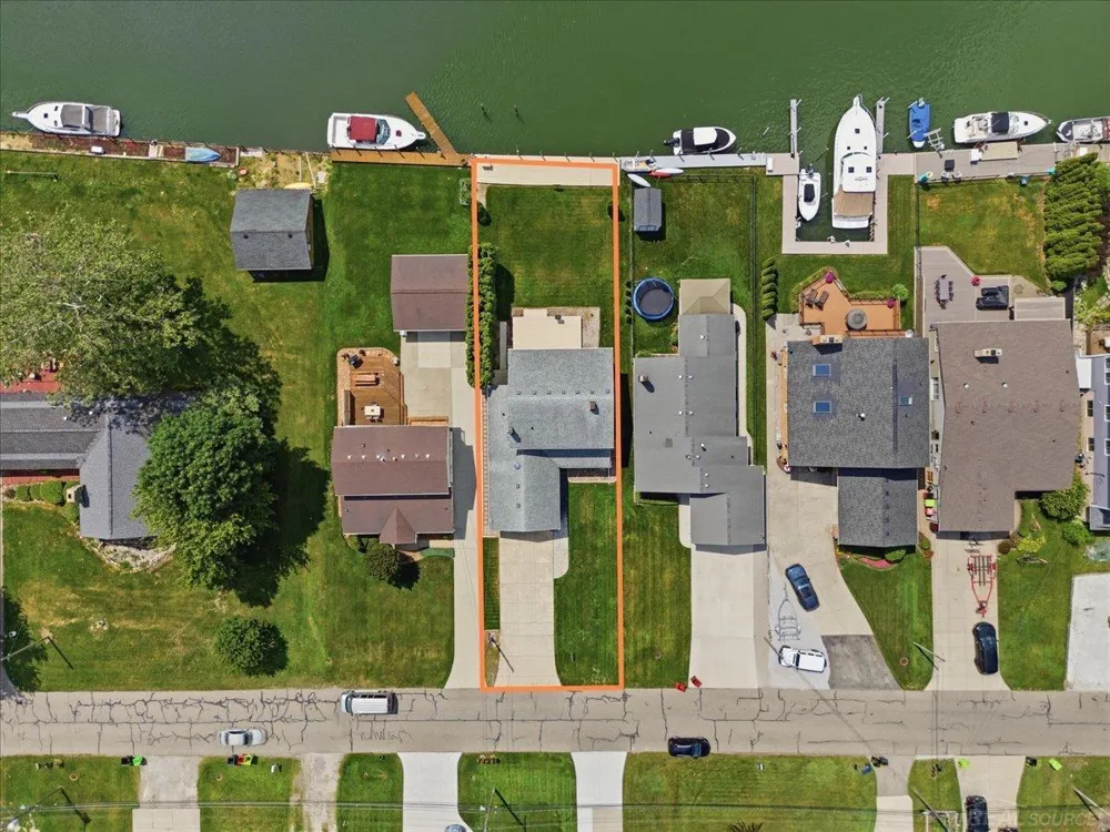 39375 E. Archer Street Harrison Charter Township, MI 48045