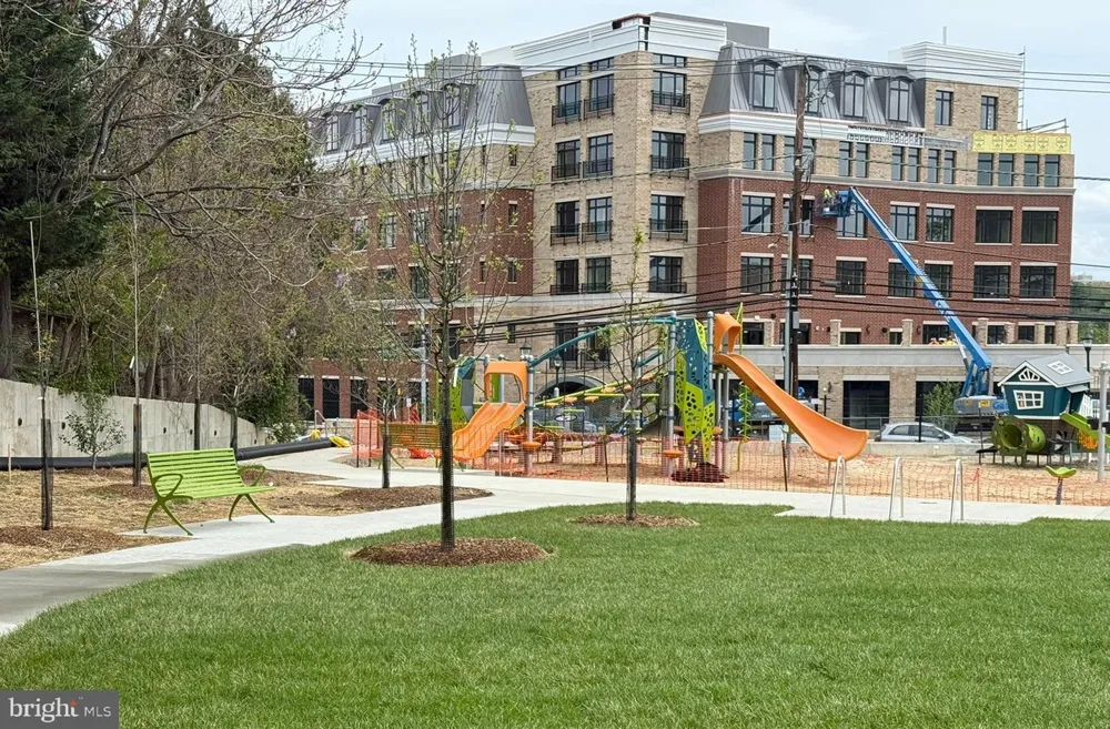 5337 ZENITH OVERLOOK DRIVE Bethesda, MD 20816