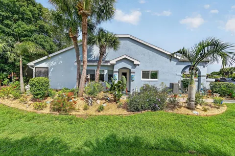 1646 SE Green Acres Circle #F101