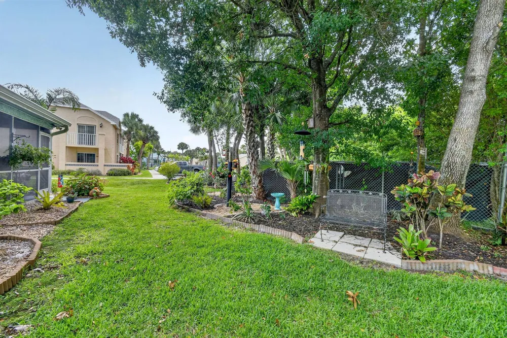 1646 SE Green Acres Circle #F101 Port St. Lucie, FL 34952