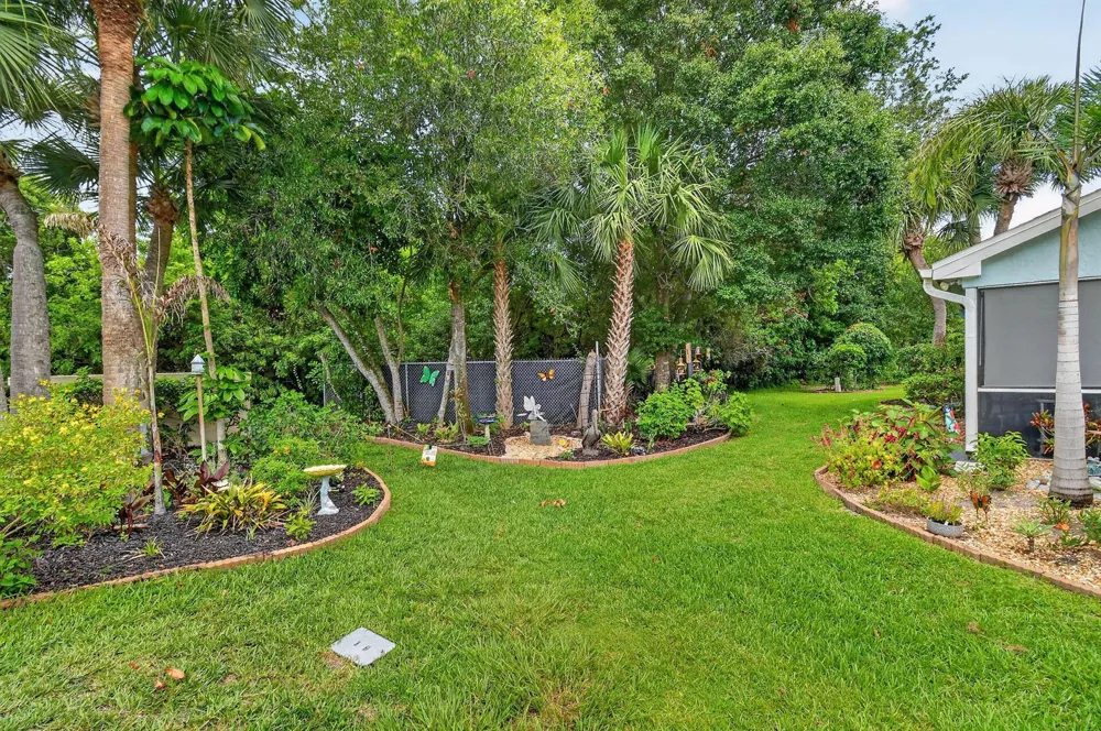 1646 SE Green Acres Circle #F101 Port St. Lucie, FL 34952