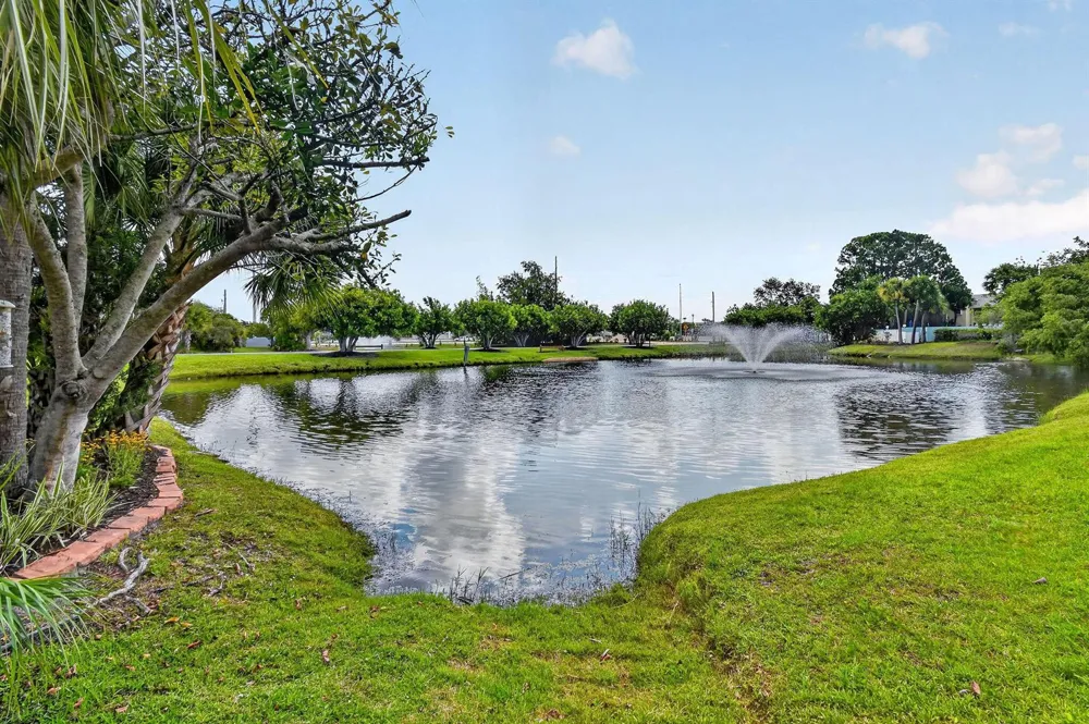1646 SE Green Acres Circle #F101 Port St. Lucie, FL 34952
