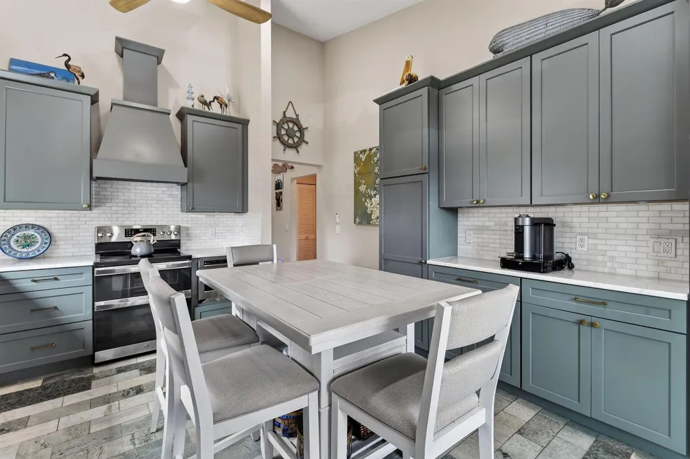 1646 SE Green Acres Circle #F101 Port St. Lucie, FL 34952
