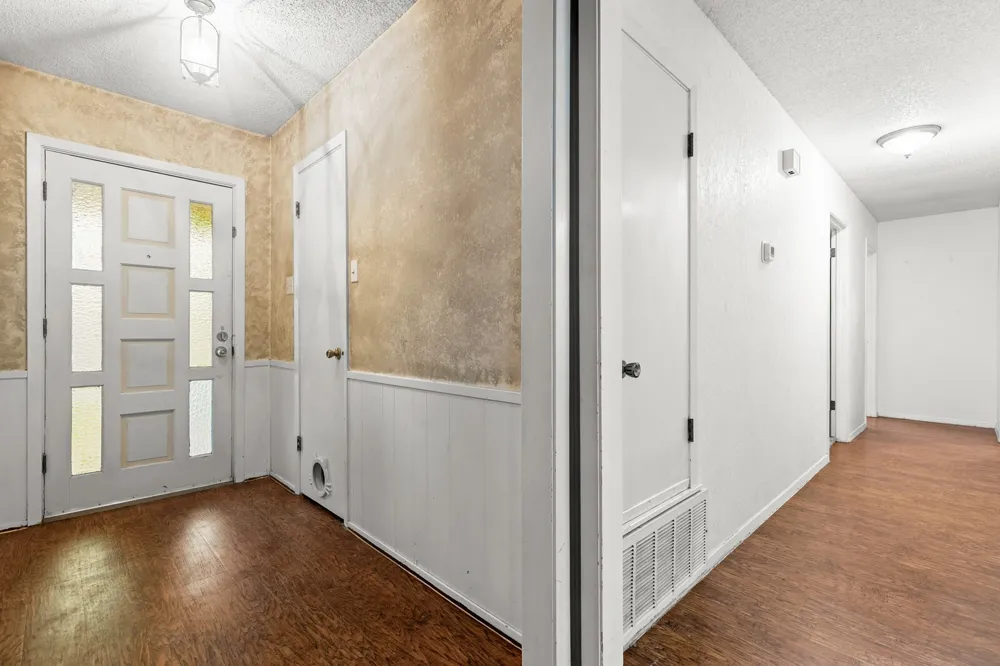 505 Pinewood Lane Hewitt, TX 76643