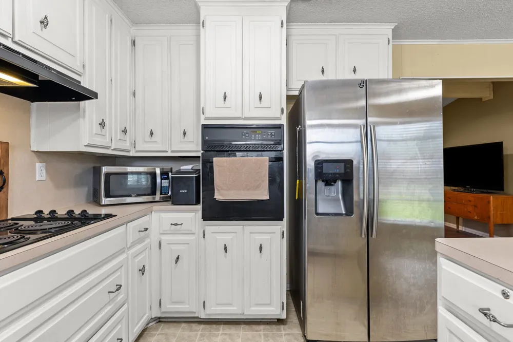 505 Pinewood Lane Hewitt, TX 76643