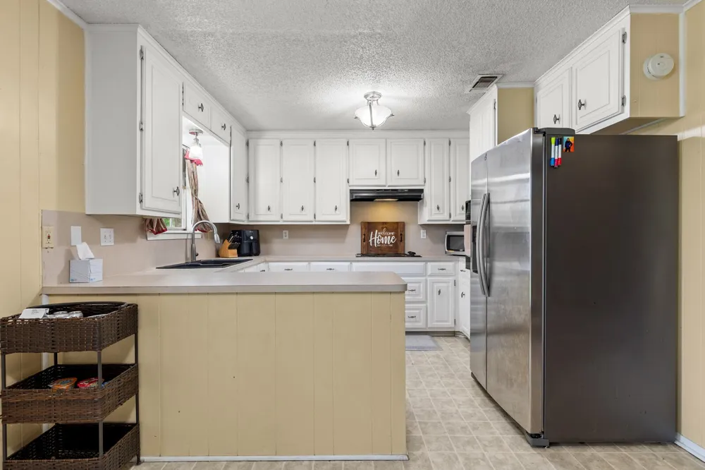 505 Pinewood Lane Hewitt, TX 76643